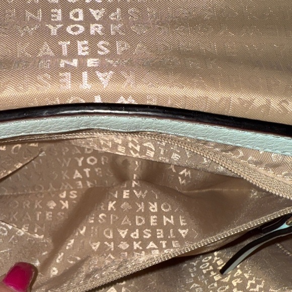 Kate Spade Light Green Shoulder Bag with Gold Chain - Picture 6 of 10